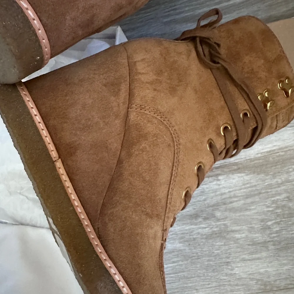 with box Veronica Beard Womens Brown Ananya Shearling Wedge Boots Shoe - Picture 7 of 8